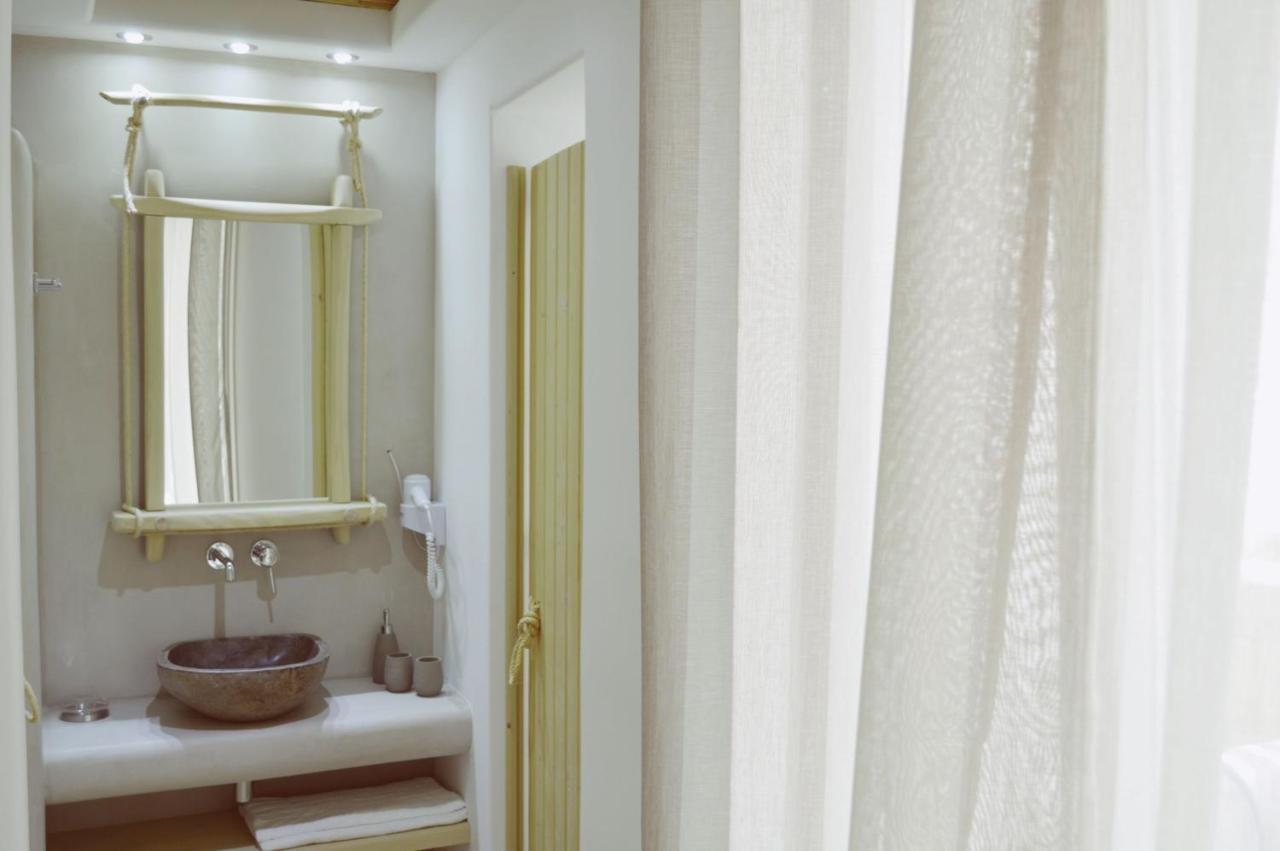 Blue Heart Luxury Suites Naxos City Ngoại thất bức ảnh