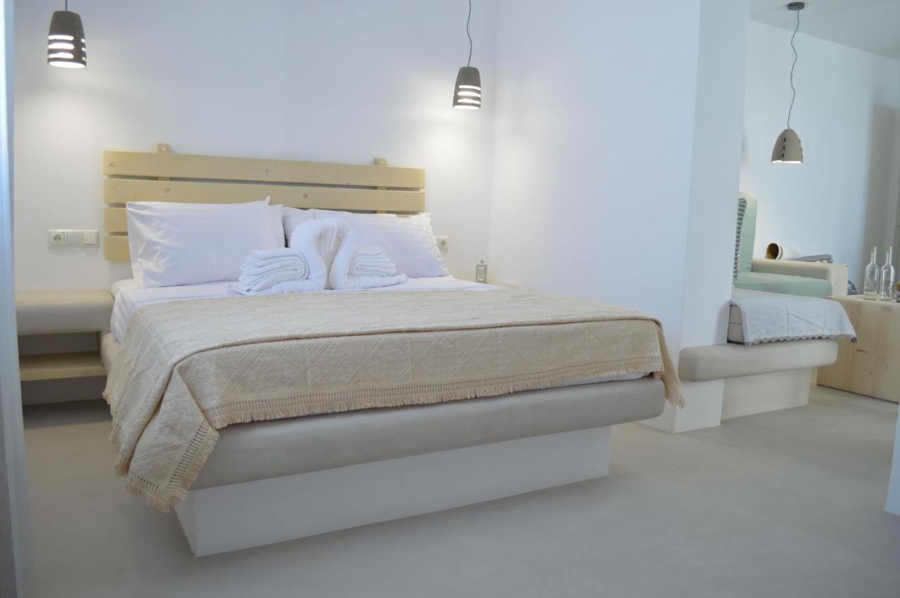 Blue Heart Luxury Suites Naxos City Ngoại thất bức ảnh