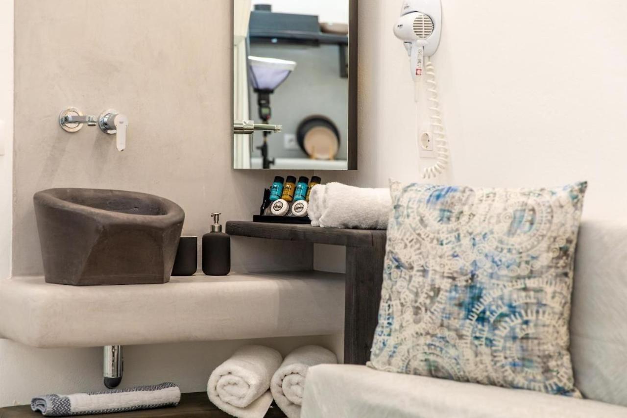 Blue Heart Luxury Suites Naxos City Ngoại thất bức ảnh