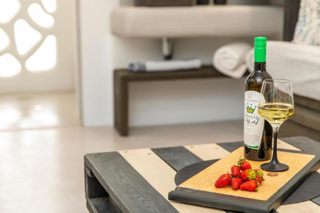 Blue Heart Luxury Suites Naxos City Ngoại thất bức ảnh