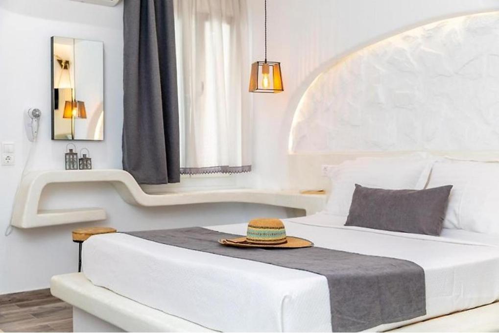 Blue Heart Luxury Suites Naxos City Ngoại thất bức ảnh