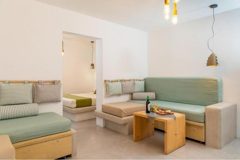 Blue Heart Luxury Suites Naxos City Ngoại thất bức ảnh