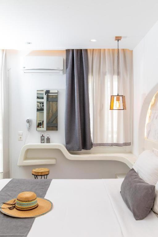 Blue Heart Luxury Suites Naxos City Ngoại thất bức ảnh